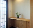 玄関ニッチ　壁は西洋漆喰