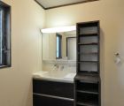 洗面所　収納は当社製作