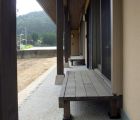 軒の出もたっぷりある、昔なつかしい縁側を再現してみました