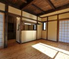建具はオリジナル　ワーロン入で軽くて安全です