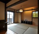 和室 板張り部分は床の間風に演出しています